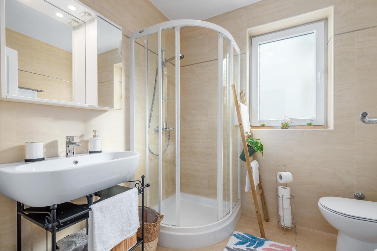 Apartment Andrea Porec Ngoại thất bức ảnh